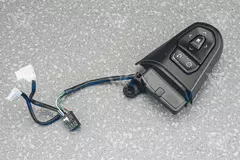 Выключатель S192 рулевого колеса в сборе с жгутом электропроводки (6 серия)